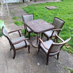 PRODAM VEČ GARNITUR (MIZ S STOLI)