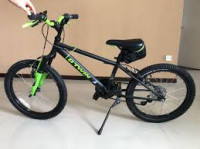 B-TWIN RacingBoy 500 otrosko molo 20col (6-9 let cca)