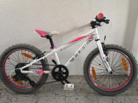 CUBE OTROŠKO DEKLIŠKO GORSKO KOLO-20"-ALU-KOT NOVO