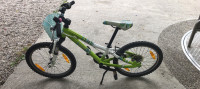 Otroško kolo scott 20 col