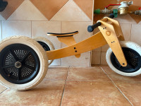 Poganjalček wishbone