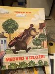 Medved v izložbi