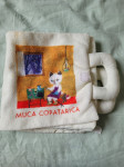 mehka knjiga Muca copatarica (Ela Peroci)