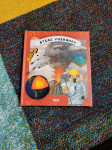 OTROŠKA KNJIGA: ATLAS VULKANOV