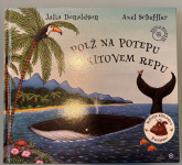 Polž na potepu na kitovem repu