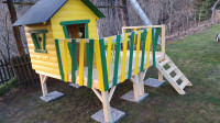 Otroška lesena hiška "MONI"