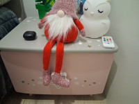 Dekliška postelja + nočna omarica