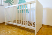 2 x masivna otroška postelja 70x140