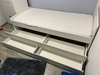 Postelja 90x200