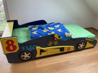 Prodam otroško/mladinsko posteljo formula 200x90 cm z vzmetnico