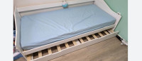 Raztegljiva 90x200 z dvema jogijema, dostavim