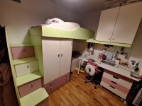 Prodamo kompletno otroško (dekliško) sobo s pogradom IZI Mobili