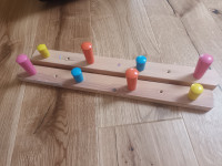 Obešalnik za otroško sobo Ikea