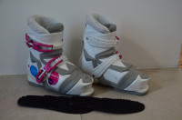 Elan Bloom 2 otroški pancerji  33,5 - 35,5