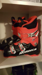 Otroški smučarski čevlji NORDICA Speed Machine 3 (velikost 38).