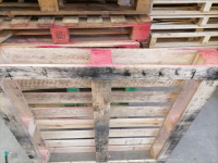 palete 110 x 110 AKCIJA spodaj povezane, nos. 1000 kg