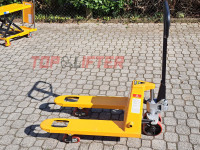 VILIČAR 2500 kg  800 mm KRATKE VILICE ROČNI PALETNI