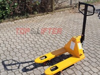VILIČAR 2500 kg - KRATKE VILICE 800 ROČNI PALETNI