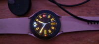 pametna ura Watch 4  Samsung