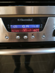 Vgradna pečica Electrolux