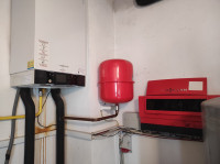 PLINSKA PEČ WIESSMANN, REGULACIJA, BOJLER, ČRPALKE ...