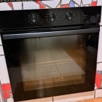 prodam vgradno pečico gorenje