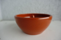 Majhen nerabljen glinen pekač, potičnica