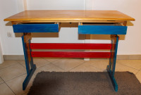 Otroška lesena miza
