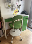 Pisalna miza Ikea Micke in stol Vimund