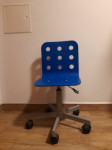 Stol pisarniški, otroški, modre barve