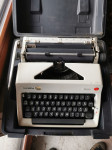 Pisalni stroj Olympia Monica