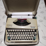 Pisalni stroj Olympia