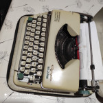 Pisalni stroj Olympia