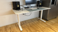 Bela dvižna pisalna miza IKEA BEKANT 160 x 80 cm