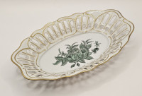 Ovalni porcelanasti pladenj – ročno poslikan