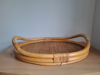 Pladenj, servirni, iz ratana