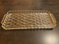 steklen pladenj dolzine  33 cm