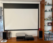 Električno projekcijsko platno OPTOMA 95'' 16:10, z garancijo