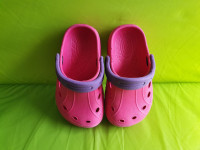 Otroški čevlji / copati / sandali za v vodo in na plažo 22
