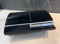 Sony PlayStation 3 500GB + 2x Sony Wireless controller + Ogromno iger