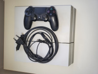PlayStation 4 bel s kabli in jojstikom