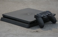 PS4 playstation 4 1T - prodam ali menjam
