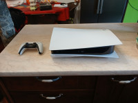 Prodajam Playstation 5 ( 825gb) + 7  iger