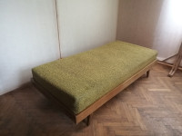 Divan kavč postelja 90x190