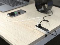 3-v-1 USB polnilnik belo-siv 94 mm x 22 mm