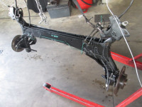 MOST ZADNJE OSI OEM N. 7701477072 ORIGINAL REZERVNI DEL RENAULT MEGANE