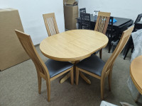 OKROGLA MASIVNA RAZTEGLJIVA MIZA FI 90+30 BARVA HRAST