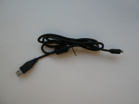 Prodam podatkovni kabel USB UC-E1 za Nikon fotoaparate.
