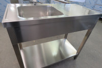 INOX DELOVNI PULTI S POMIVALNIMI KORITI-izdelava po meri