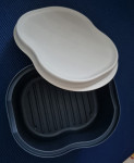 Mala posoda za kruh znamke Tupperware